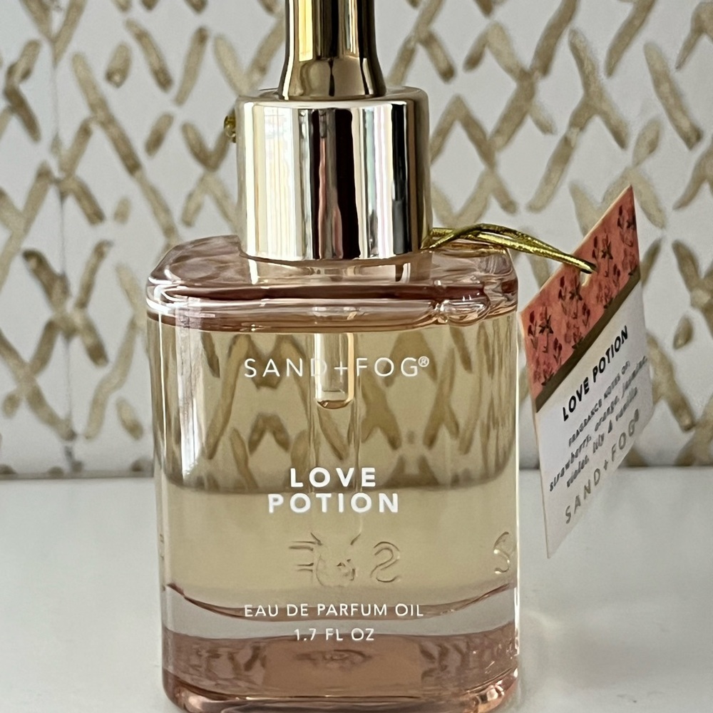 SAND + FOG LOVE POTION PERFUME OIL DROPPER - 1.7 OZ - NEW